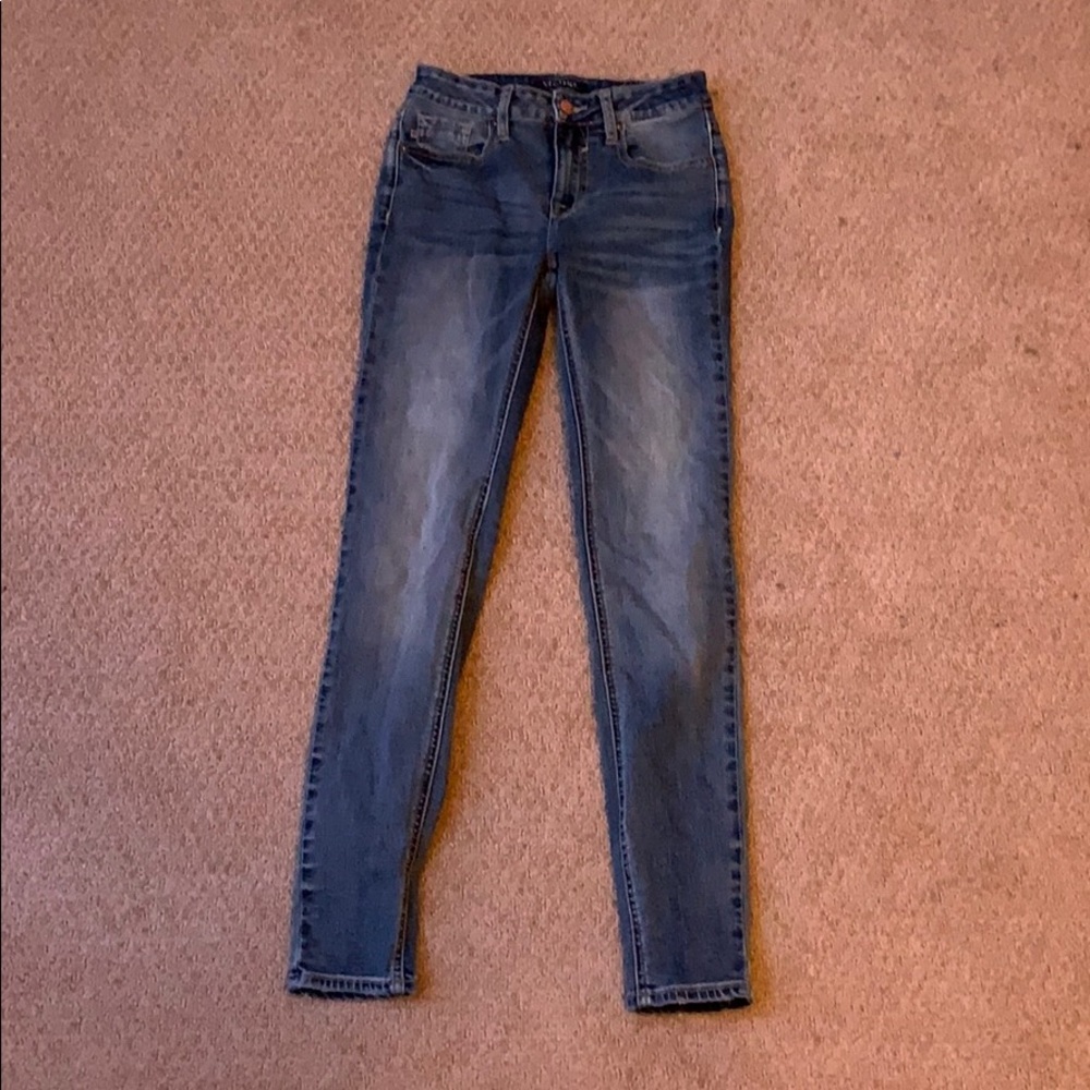 Mid rise distressed jeans